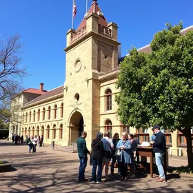 Biblioteca Municipal Professora Adelaide Franco: história e visita